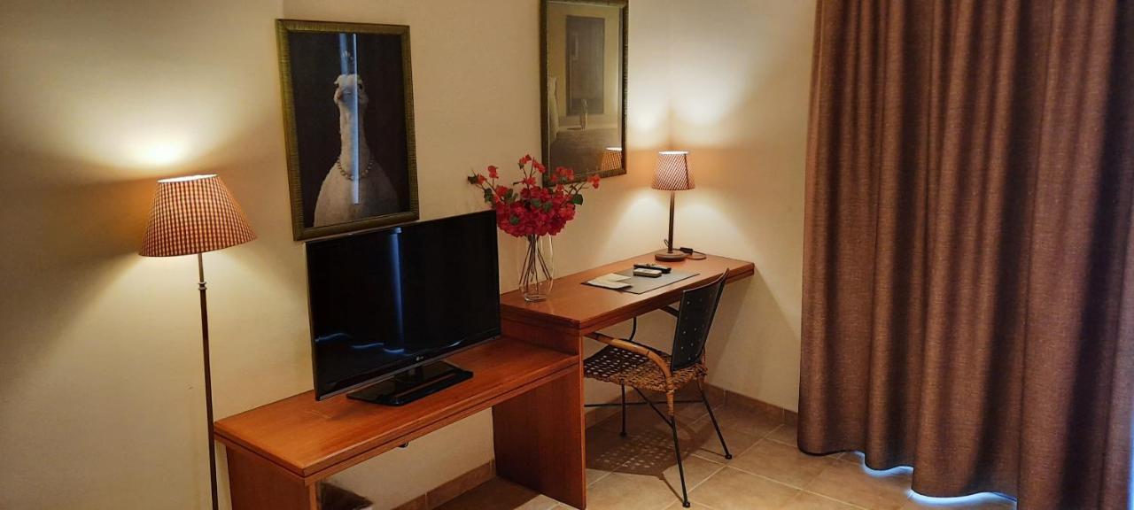 Sant Jordi Hotel Montbrió del Camp Kültér fotó