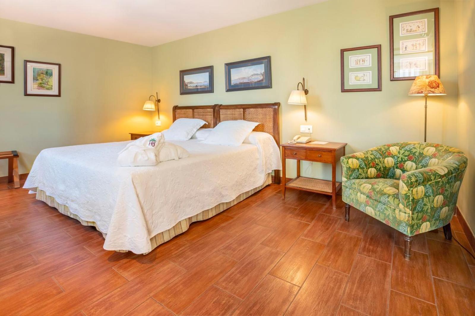 Sant Jordi Hotel Montbrió del Camp Kültér fotó