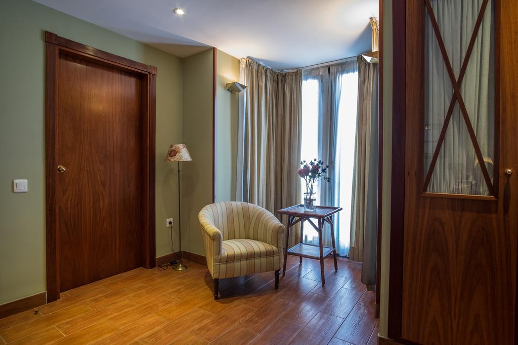 Sant Jordi Hotel Montbrió del Camp Kültér fotó